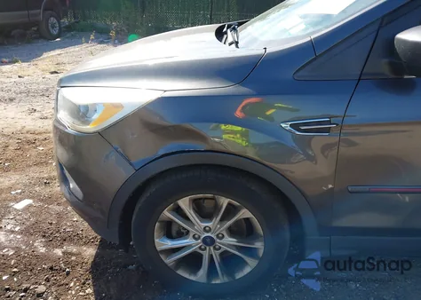 2017 Ford Escape Se z USA, uszkodzony, nr VIN 1FMCU9G92HUB72735